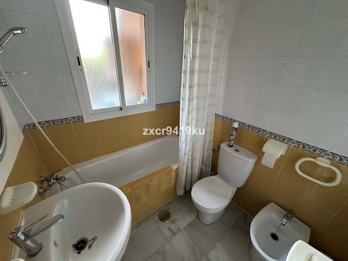 Apartamento de 3 habitaciones en Marbella en venta con piscina garaje - 480.000 € (Ref: 9932574)