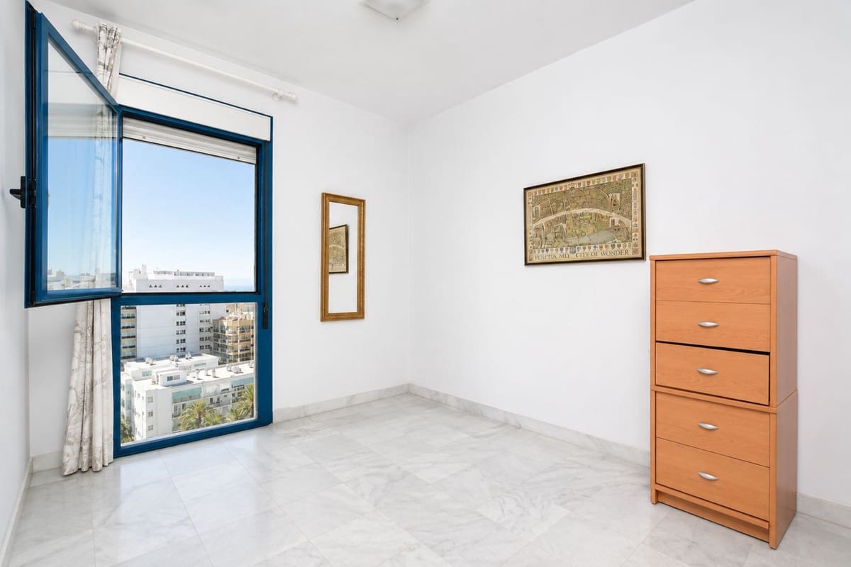 3 bedroom Apartment for sale in Marbella with pool garage - € 730,000 (Ref: 9941526)