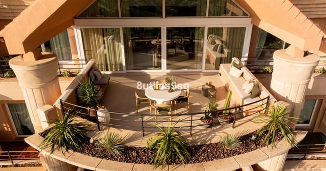 3 slaapkamer Appartement te koop in Marbella met zwembad garage - € 2.695.000 (Ref: 9941527)