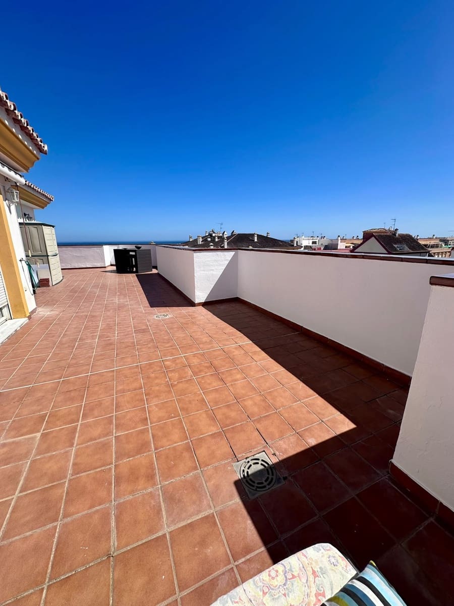 3 sovrum Lägenhet till salu i Marbella med garage - 675 000 € (Ref: 9941528)