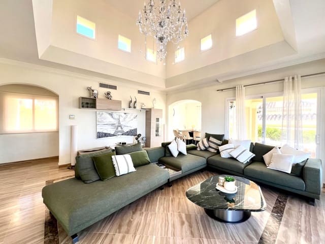 4 slaapkamer Appartement te koop in Marbella - € 1.530.000 (Ref: 9941534)