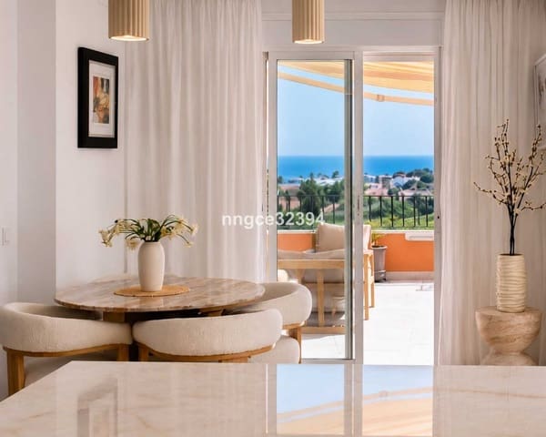 Apartamento de 2 habitaciones en Elviria, Marbella en venta con piscina garaje - 439.900 € (Ref: 9941536)