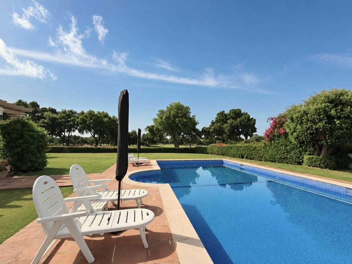 5 soverom Villa til salgs i Cadiz by med svømmebasseng garasje - € 1 750 000 (Ref: 9941539)