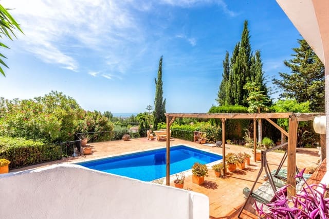 6 bedroom Villa for sale in Mijas with pool garage - € 835,000 (Ref: 9941543)