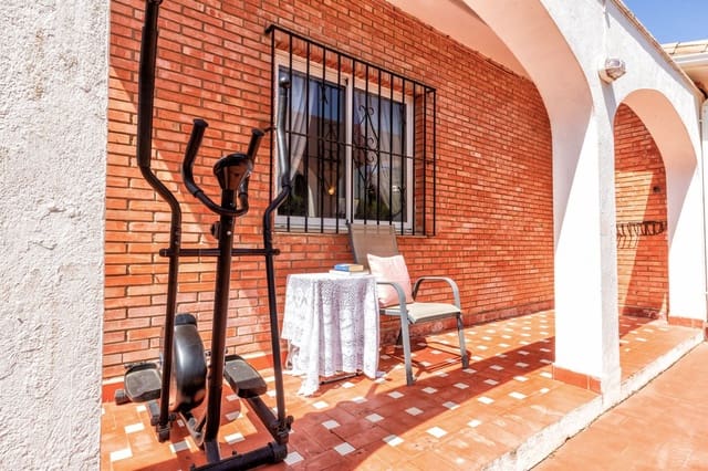 6 bedroom Villa for sale in Mijas with pool garage - € 835,000 (Ref: 9941543)