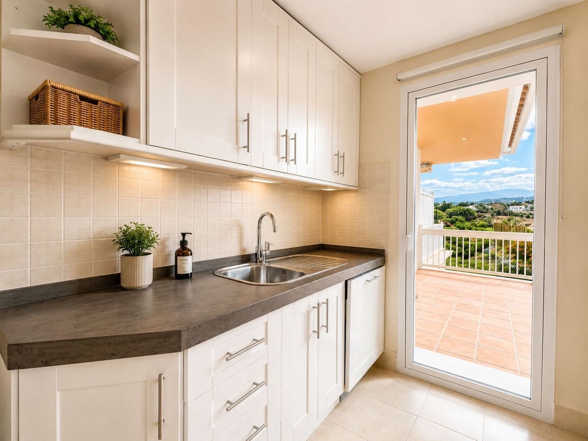 3 Zimmer Apartment zu verkaufen in Benahavis mit Pool Garage - 1.450.000 € (Ref: 9941545)