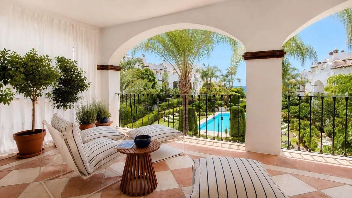 3 soverom Leilighet til salgs i Marbella med svømmebasseng garasje - € 1 150 000 (Ref: 9941546)