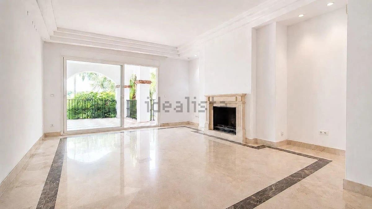 3 soverom Leilighet til salgs i Marbella med svømmebasseng garasje - € 1 150 000 (Ref: 9941546)