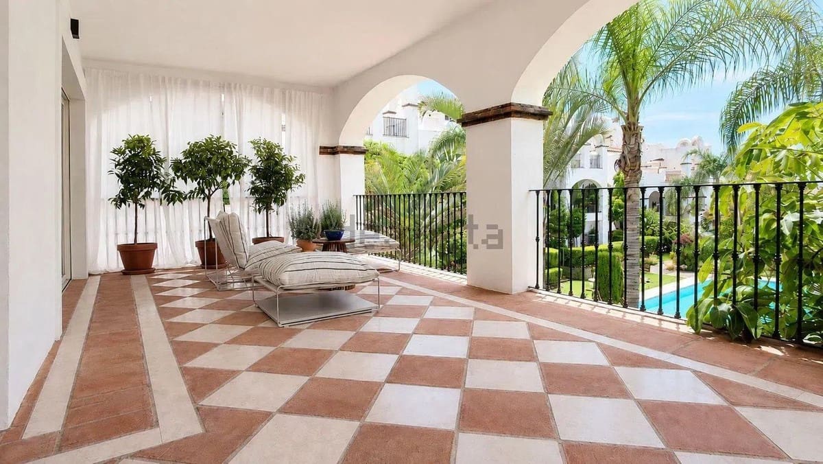3 soverom Leilighet til salgs i Marbella med svømmebasseng garasje - € 1 150 000 (Ref: 9941546)