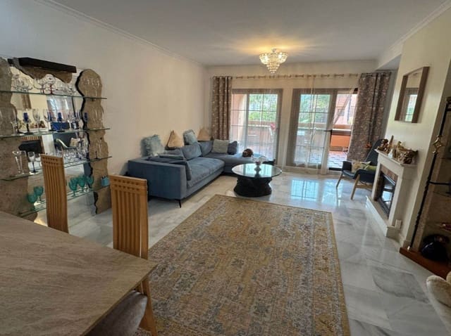 4 Zimmer Apartment zu verkaufen in Atalaya-Isdabe, Estepona mit Pool Garage - 790.000 € (Ref: 9941548)