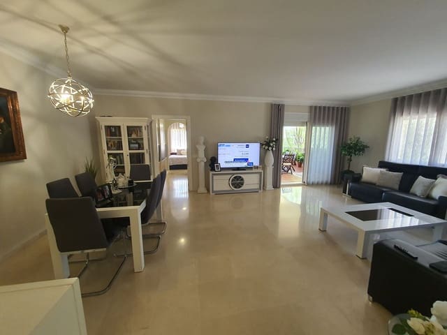 3 bedroom Apartment for sale in Mijas with pool garage - € 570,000 (Ref: 9954557)