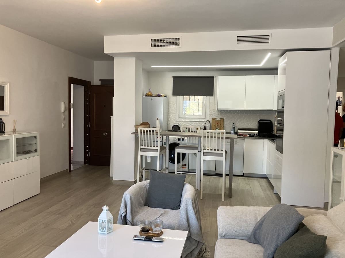 Apartamento de 2 habitaciones en Marbella en venta - 680.000 € (Ref: 9954558)