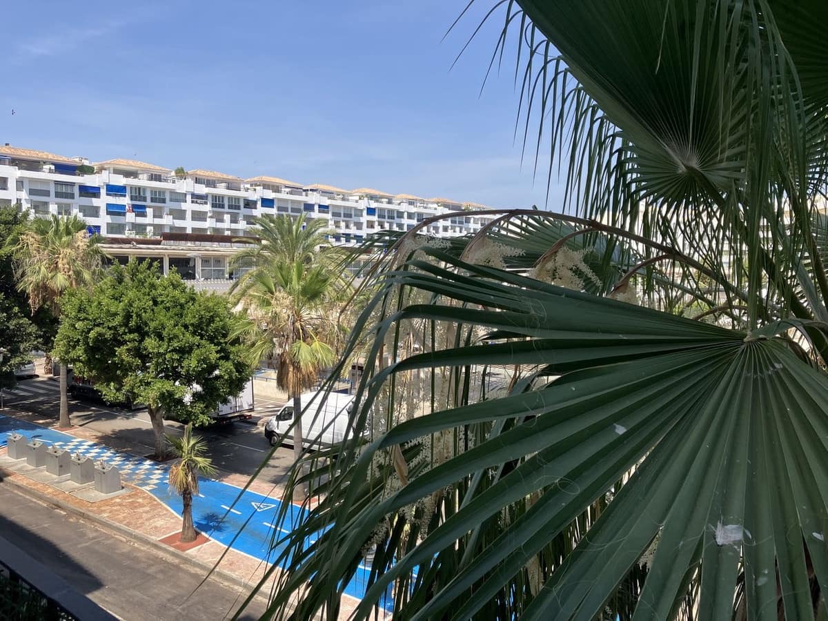 Apartamento de 2 habitaciones en Marbella en venta - 680.000 € (Ref: 9954558)