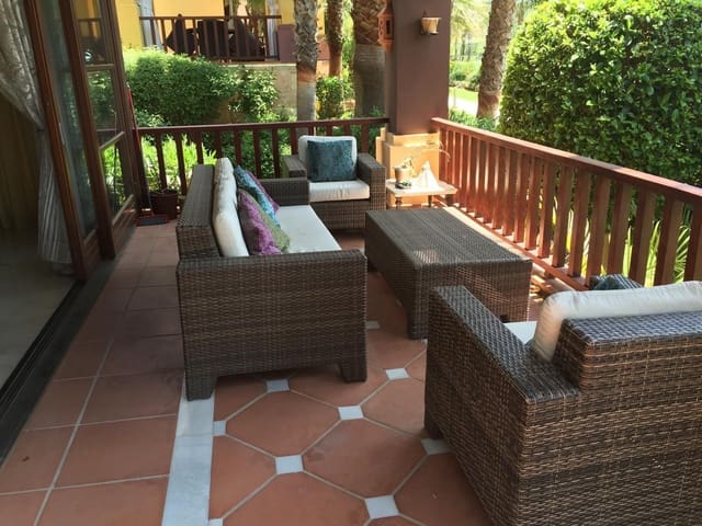 6 bedroom Villa for sale in Marbella with pool garage - € 3,000,000 (Ref: 9954560)
