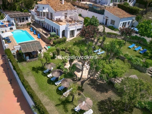 6 Zimmer Villa zu verkaufen in Estepona mit Pool Garage - 1.450.000 € (Ref: 9954562)