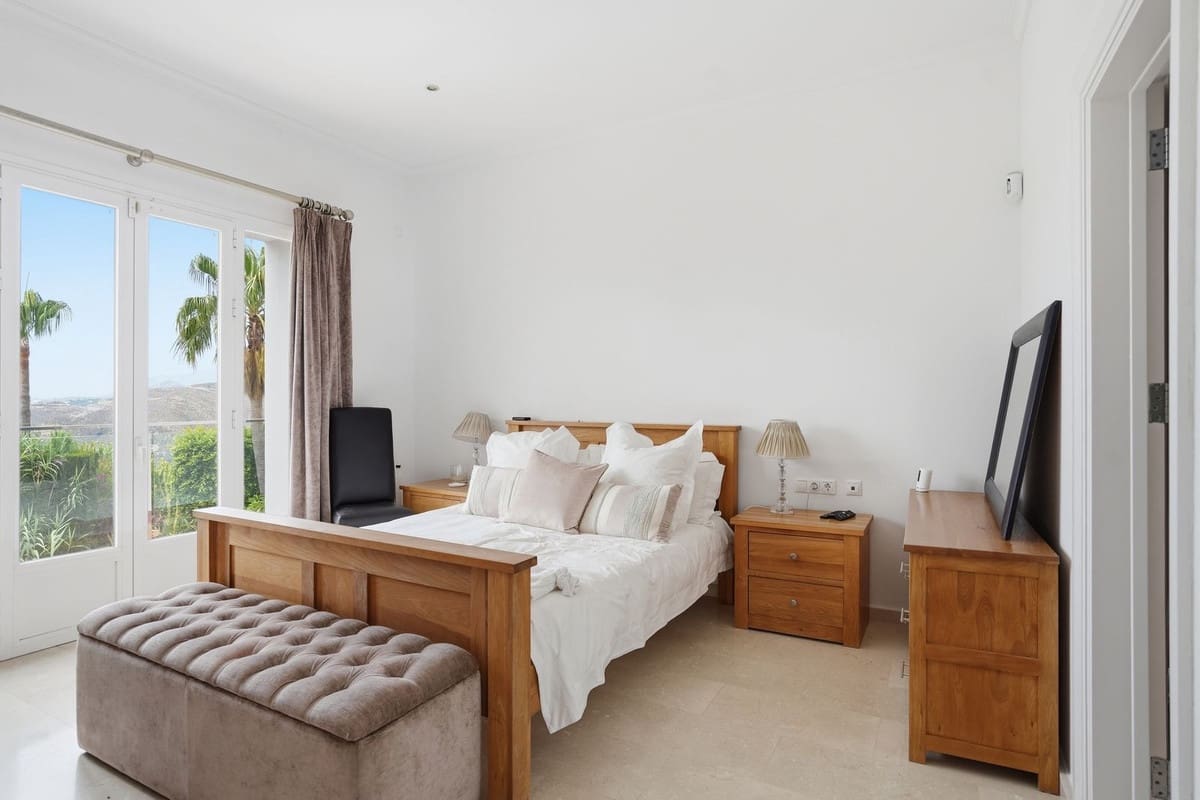 4 camera da letto Villa in vendita in Marbella con piscina garage - 1.400.000 € (Rif: 9954563)