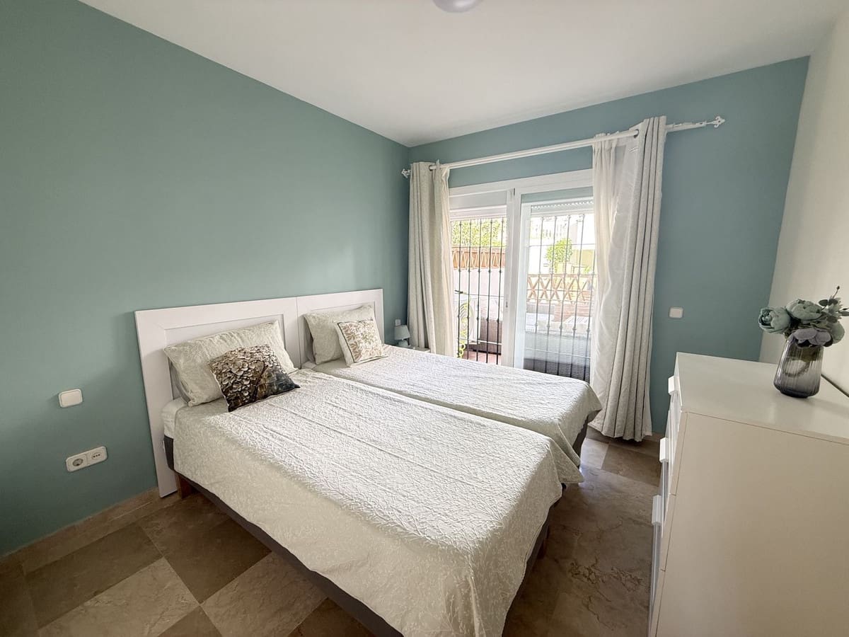 2 soverom Leilighet til salgs i Marbella med svømmebasseng - € 539 000 (Ref: 9961862)