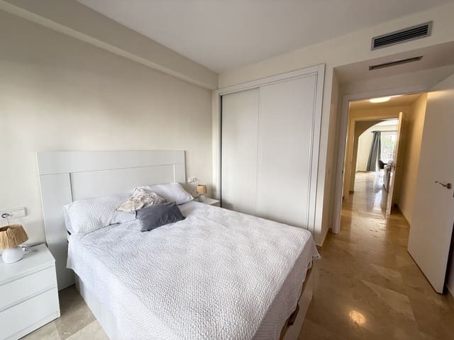 2 chambre Appartement à vendre à Marbella avec piscine - 539 000 € (Ref: 9961862)