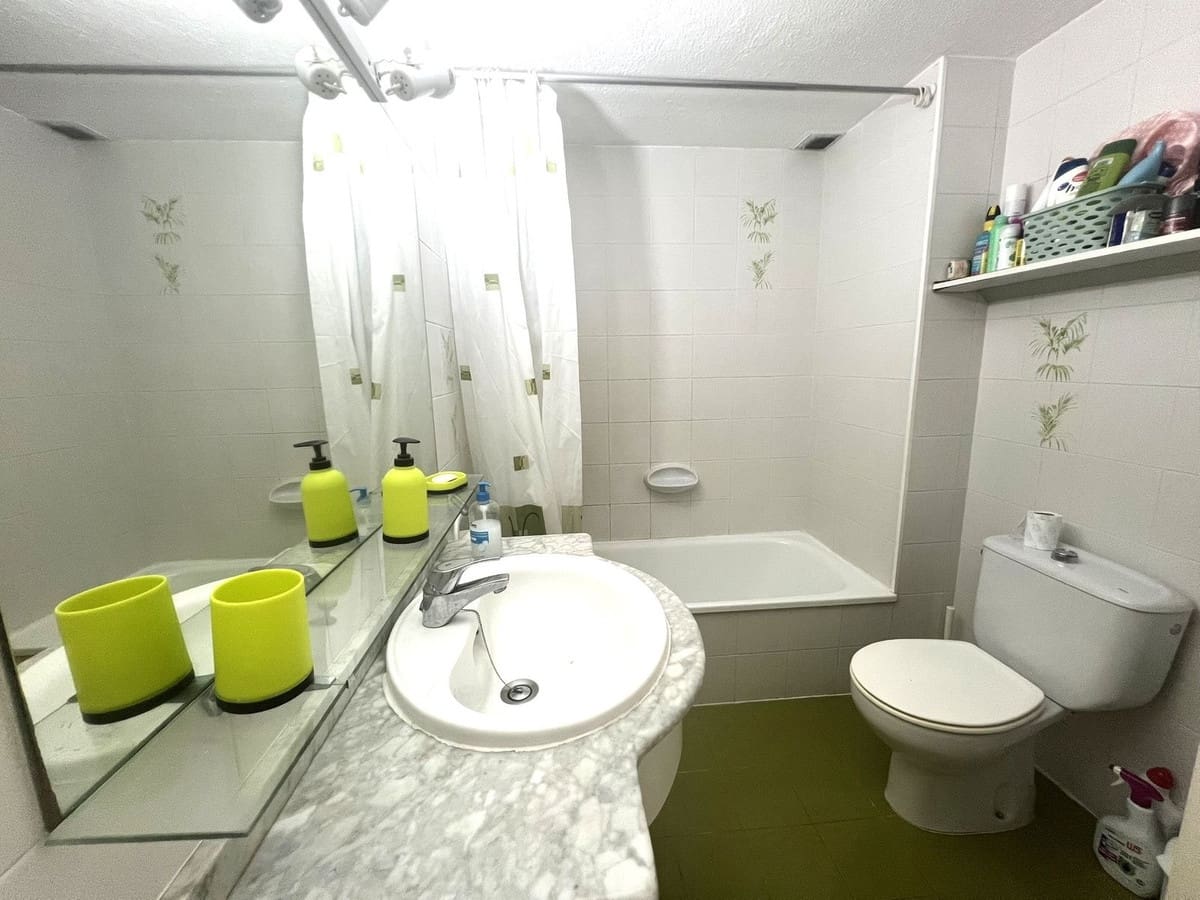 2 sypialnia Apartament na sprzedaż w Benahavis z basenem garażem - 299 000 € (Ref: 9984197)