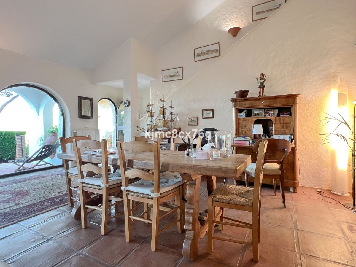 3 sovrum Villa till salu i Mijas med pool garage - 1 400 000 € (Ref: 9984198)
