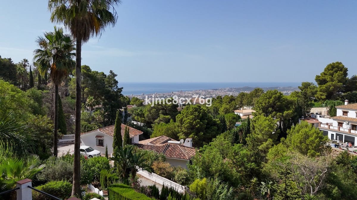 3 sovrum Villa till salu i Mijas med pool garage - 1 400 000 € (Ref: 9984198)
