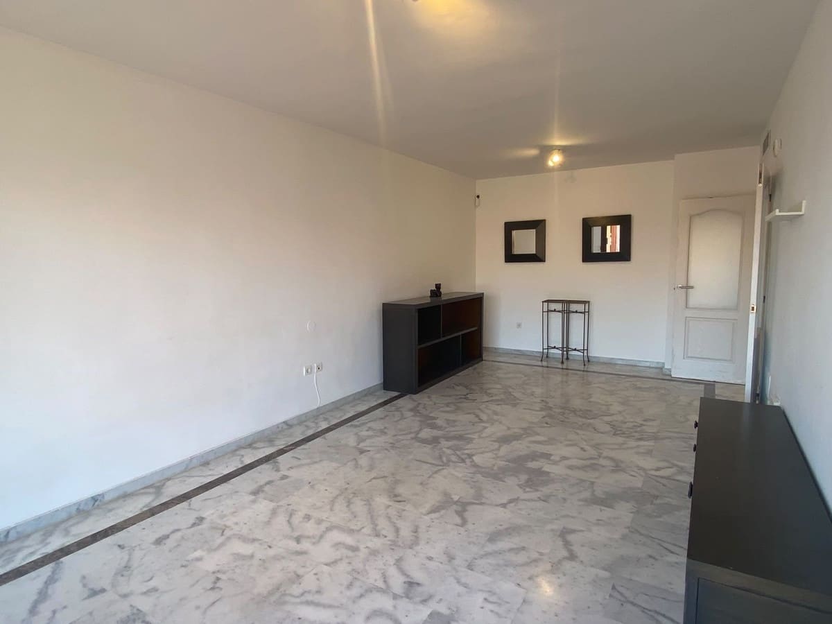 2 soveværelse Lejlighed til salg i Marbella med swimmingpool garage - € 699.000 (Ref: 9984199)