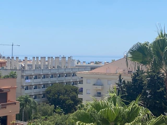 2 slaapkamer Appartement te koop in Marbella met zwembad garage - € 699.000 (Ref: 9984199)