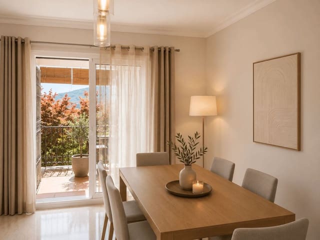 3 soveværelse Byhus til salg i Alhaurín el Grande med swimmingpool garage - € 369.500 (Ref: 9984204)