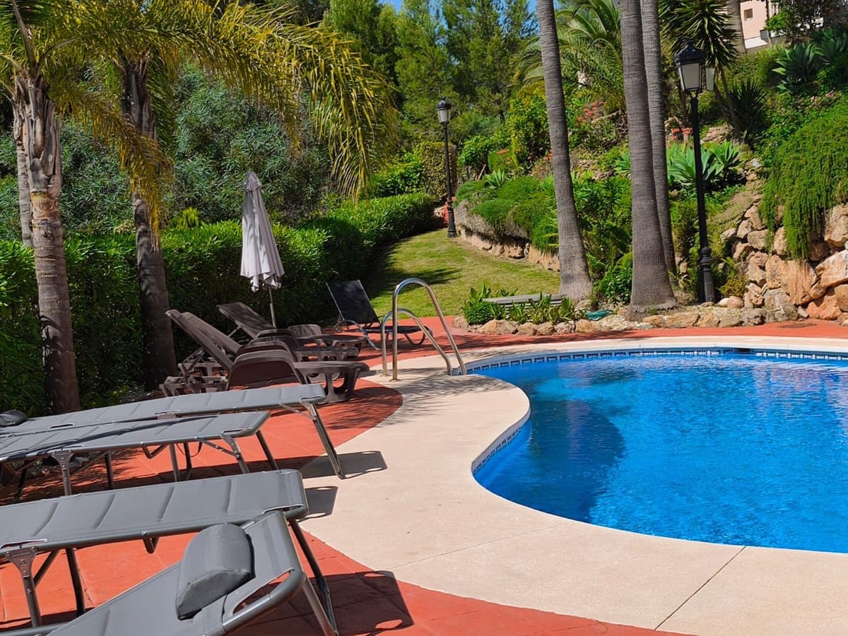 3 Zimmer Haus zu verkaufen in Alhaurin el Grande mit Pool Garage - 369.500 € (Ref: 9984204)
