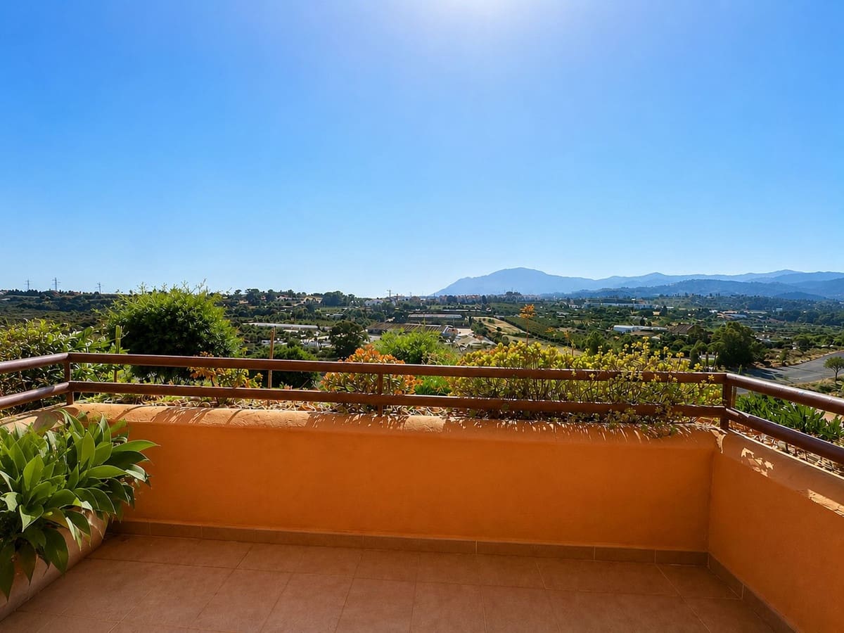 2 Zimmer Apartment zu verkaufen in Cancelada mit Pool Garage - 450.000 € (Ref: 9984206)