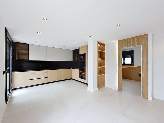 2 sypialnia Apartament na sprzedaż w La Paz, Miasto Málaga - 678 000 € (Ref: 9999751)