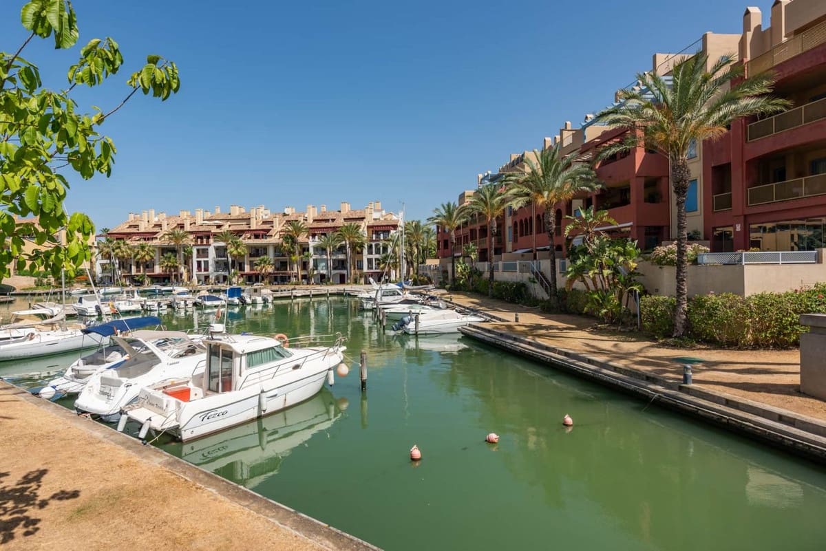 3 slaapkamer Appartement te koop in Cadiz stad met garage - € 595.000 (Ref: 9999758)