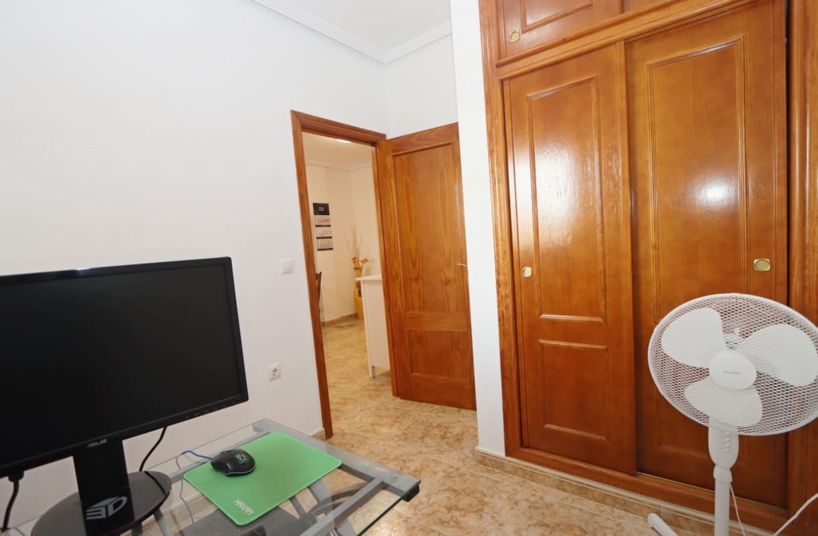 2 quarto Apartamento para venda em Orihuela Costa com piscina - 149 000 € (Ref: 10035758)