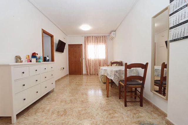 2 quarto Apartamento para venda em Punta Prima, Orihuela com piscina - 149 000 € (Ref: 10035758)