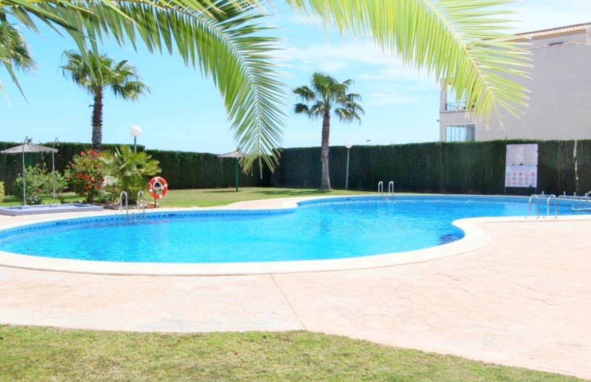 2 quarto Apartamento para venda em Orihuela Costa com piscina - 149 000 € (Ref: 10035758)