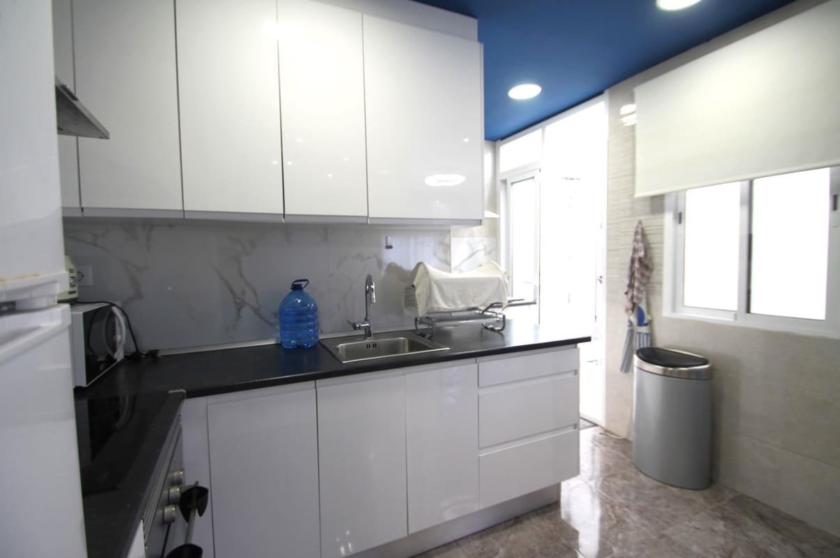 2 makuuhuone Huoneisto myytävänä paikassa Torrevieja - 149 000 € (Ref: 10065217)