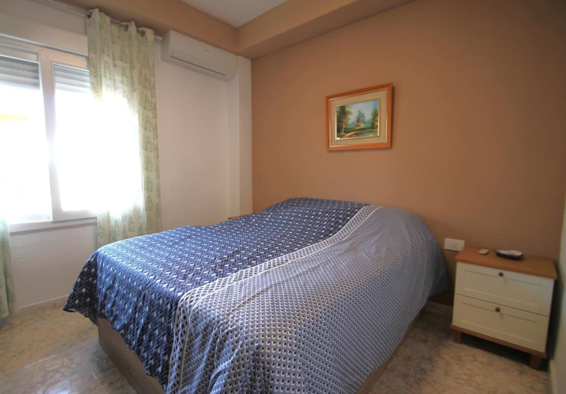 2 makuuhuone Huoneisto myytävänä paikassa Torrevieja - 149 000 € (Ref: 10065217)