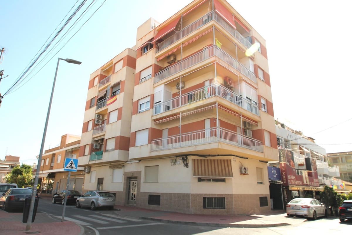 2 makuuhuone Huoneisto myytävänä paikassa Torrevieja - 149 000 € (Ref: 10065217)
