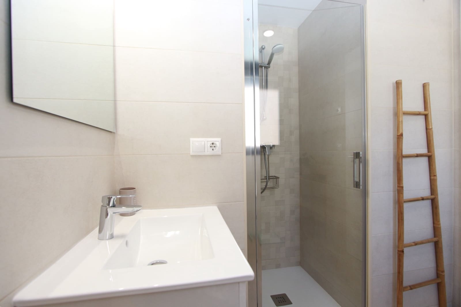 2 sovrum Lägenhet till salu i Calpe / Calp med pool garage - 460 000 € (Ref: 10098175)