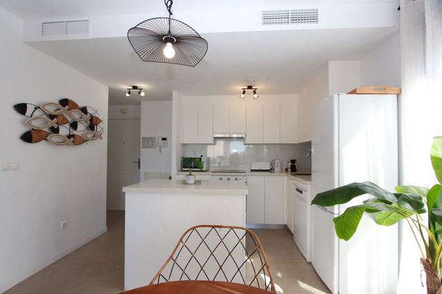2 sovrum Lägenhet till salu i Calpe / Calp med pool garage - 460 000 € (Ref: 10098175)