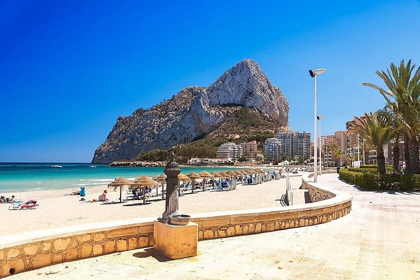 6 bedroom Villa for sale in Calpe / Calp with pool - € 3,500,000 (Ref: 7795318)