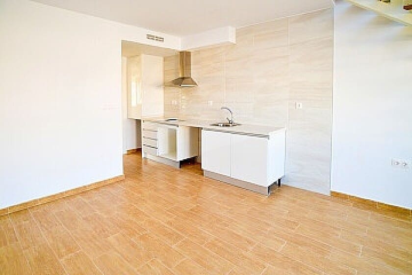 2 soveværelse Byhus til salg i Gran Alacant med swimmingpool - € 270.000 (Ref: 9030050)