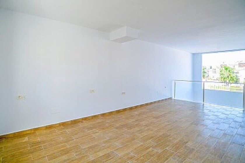 2 soveværelse Byhus til salg i Gran Alacant med swimmingpool - € 270.000 (Ref: 9030050)