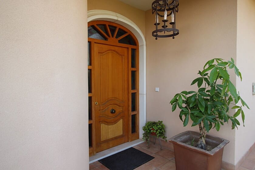 5 bedroom Villa for sale in Elche / Elx with pool - € 690,000 (Ref: 9030182)