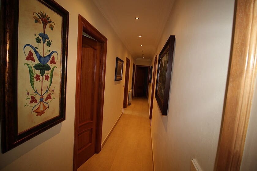 5 bedroom Villa for sale in Elche / Elx with pool - € 690,000 (Ref: 9030182)