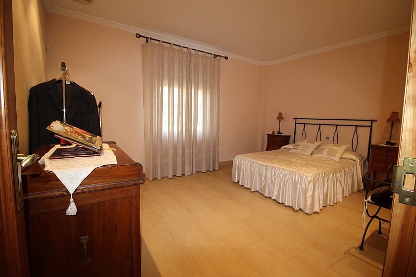 5 bedroom Villa for sale in Elche / Elx with pool - € 690,000 (Ref: 9030182)