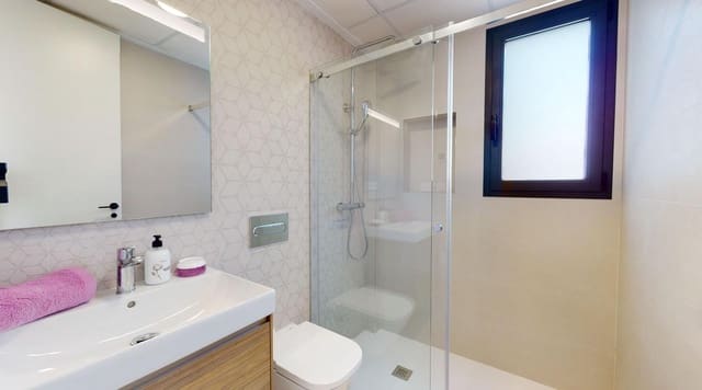 Chalet de 3 habitaciones en San Fulgencio en venta con piscina - 800.000 € (Ref: 9030231)