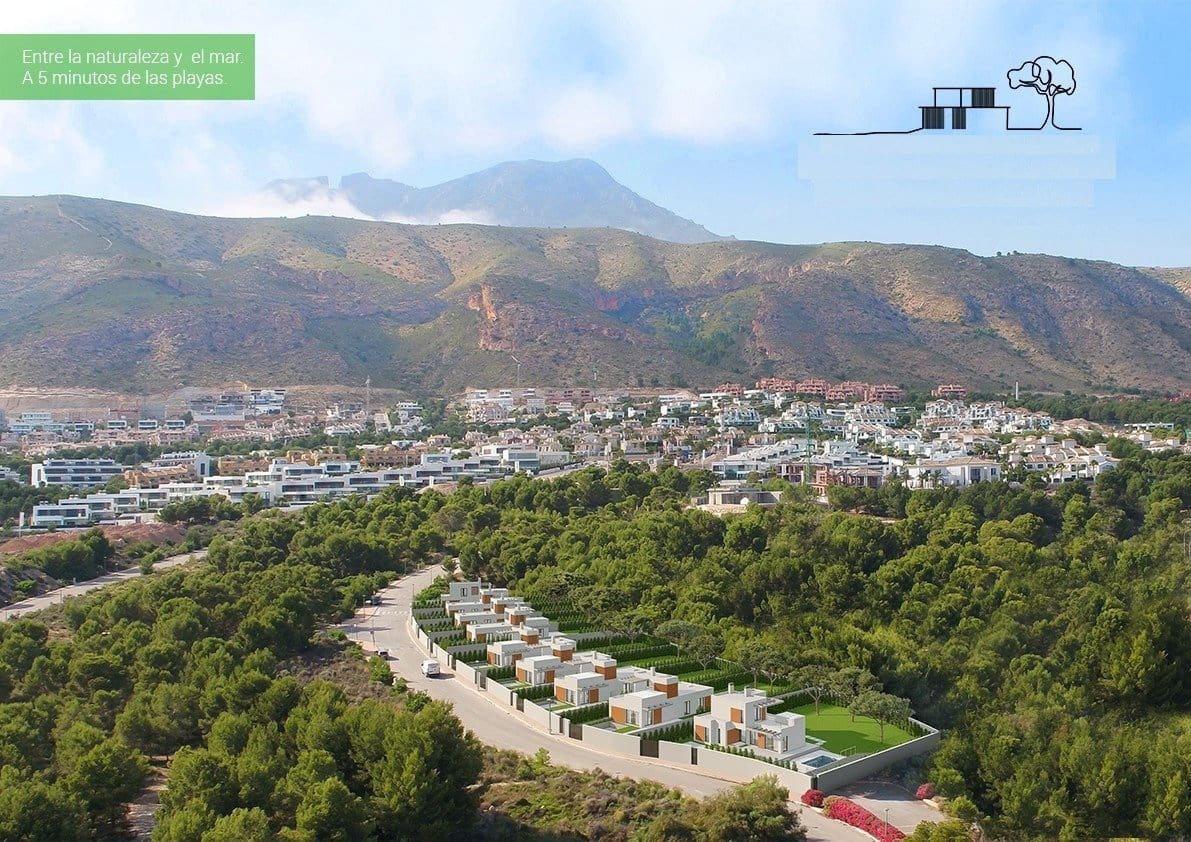 Chalet de 3 habitaciones en Finestrat en venta con piscina - 790.000 € (Ref: 9219463)