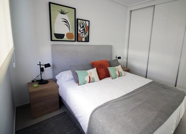 3 makuuhuone Omakotitalo myytävänä paikassa Pilar de la Horadada ciudad, Pilar de la Horadada mukana uima-altaan - 344 900 € (Ref: 9436073)