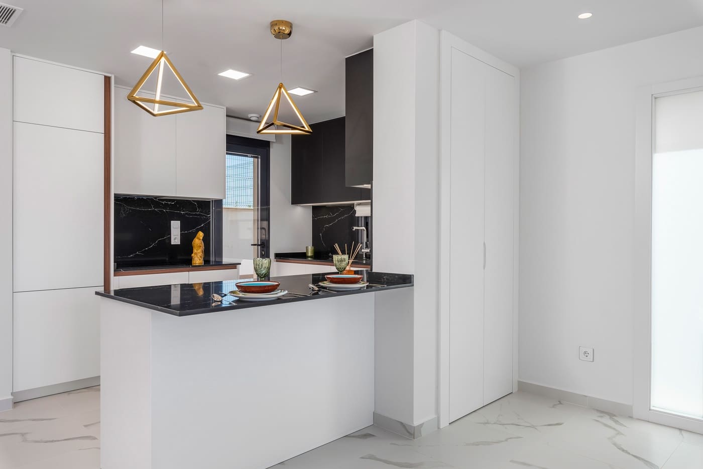 Ático de 3 habitaciones en San Miguel de Salinas en venta con piscina garaje - 415.000 € (Ref: 9466534)